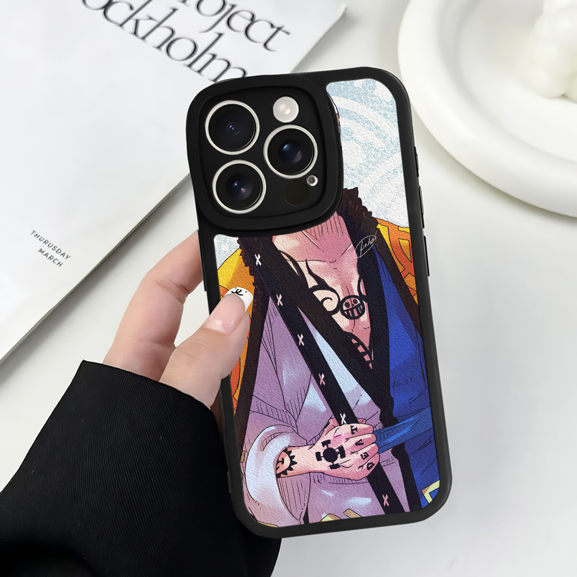 （画像用） ワンピース ONE PIECE 【iPhone 16シリーズ対応】シリコンスマホケース（レザー調） 材質：シリコン